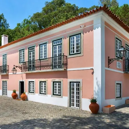 Amazing 4 Bedroom Villa With Pool, View & Garden-3