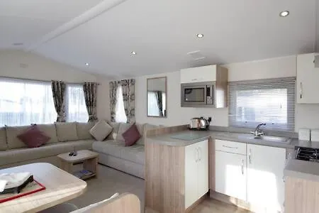 Edinburgh - Seton Sands - Rio Caravan - Pet Friendly-3