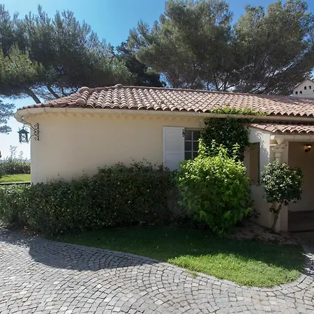 Villa Pointe Alègre-3