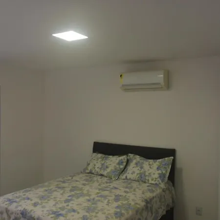 Casa aconchegante com piscina e muito espaço verde-2