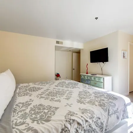 Sunny Palm Springs Retreat Permit# 58428-3