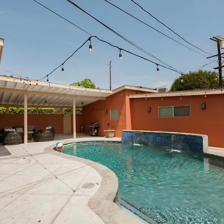 Tranquility In Prime Location With Private Pool-2