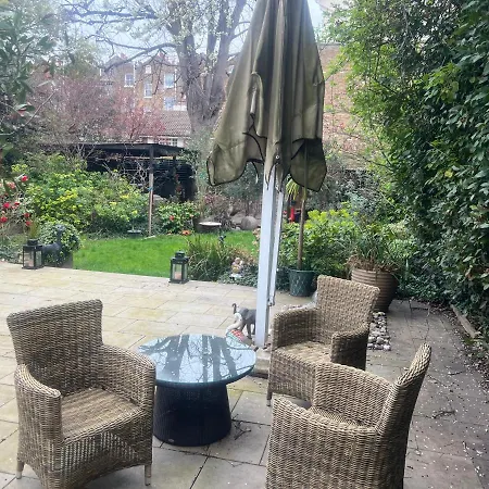 London One Bed Annex-2