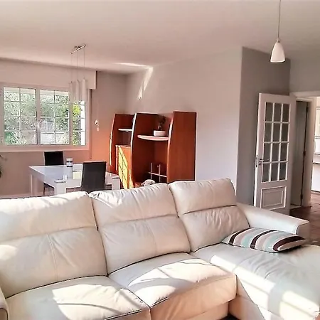 Casa Vigo; Playa Del Vao-3