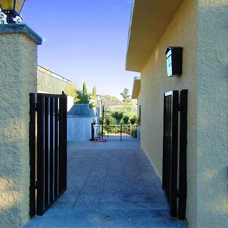 Casa En La Sierra De Madrid Para Grupos Grandes-2
