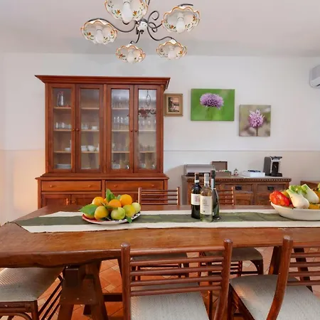 Amore Rentals - Casa Limoneto-3