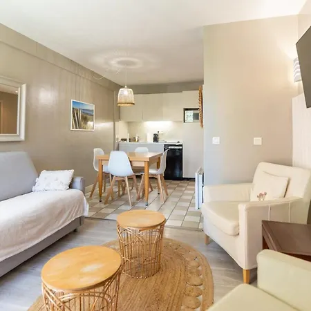 Appt 6 pers avec piscine couverte tennis et parking privé gratuit 117-3