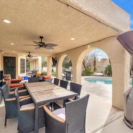 Ranch Villa 1 Level On Half Acre 8-Min From Strip-2