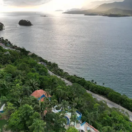 Azur Guesthouse-3
