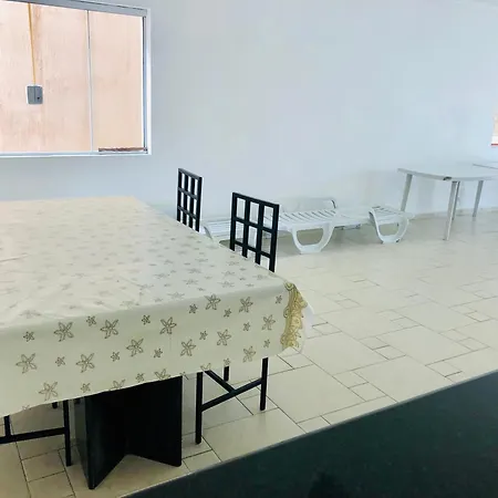 Linda Casa para 10 pessoas-3