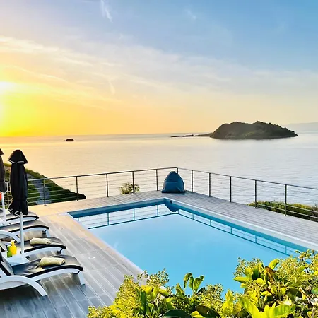 Eleia Seafront Rooms & Villas-2