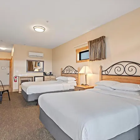 Coyote Mountain Lodge-3