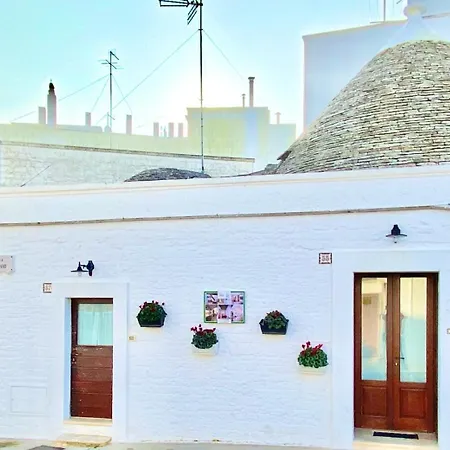 Trulli Moon-2