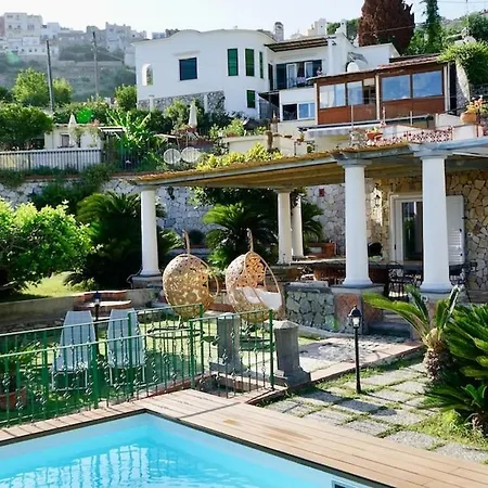 Villa Amalu Capri Piscina E Giardino-3