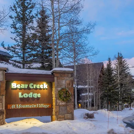 Bear Creek Lodge 303C Hotel Room-2