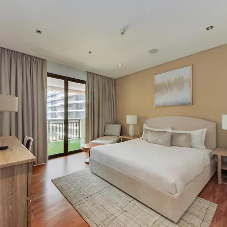 Luxe Getaways Royal Amwaj Palm Jumeirah Resort Apartment Holiday Home-3
