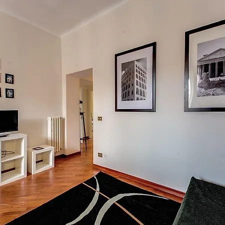 S. Peter Square Apartment-3