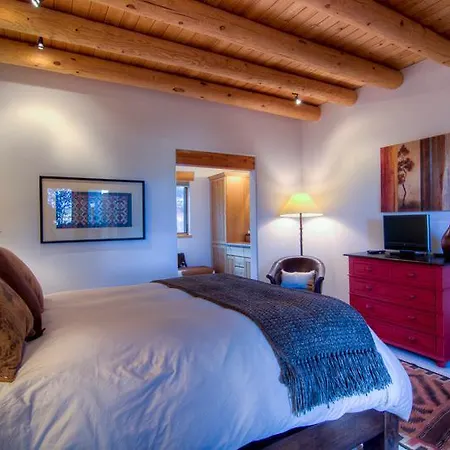 Bishops Lodge Villa Corazones Three-Bedroom Holiday Home-3