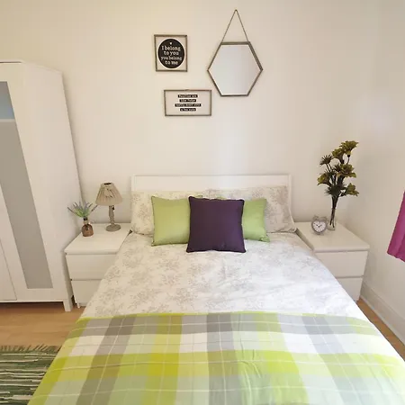 Old Nichol Guest Apartment-2