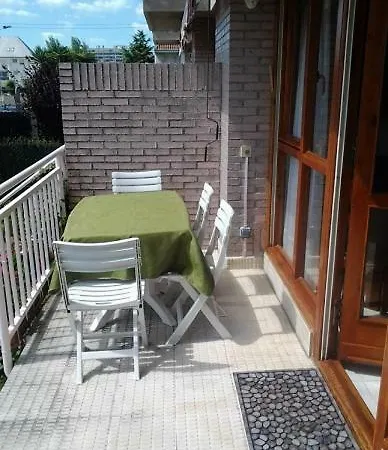 Adosado Con Piscina Y Jardin Privado En Laredo A 100 Mtrs De La Playa-2