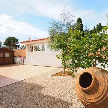 Casa Con 4 Dormitorios Con Piscina Y Amarres Privados Ref 354-3