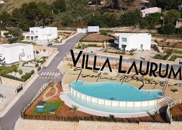 Villa Laurum - Giardino degli allori - Castellammare del Golfo - Scopello