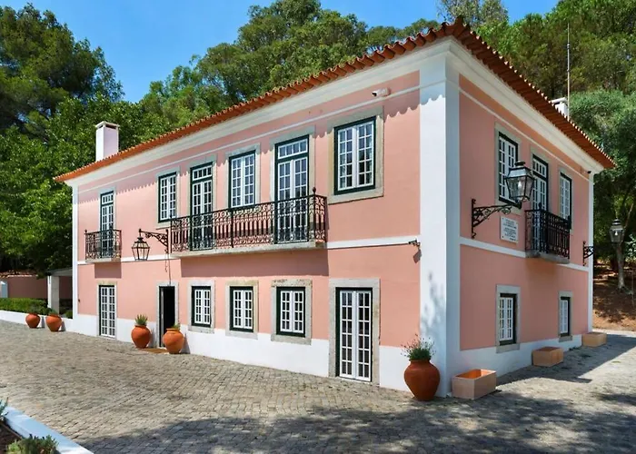 Amazing 4 Bedroom Villa With Pool, View & Garden