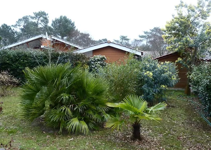 Chalet Soulacais avec piscine
