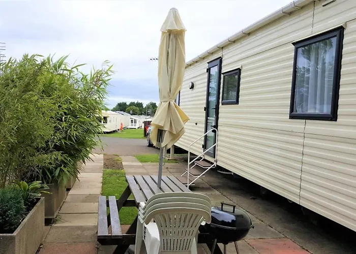 Edinburgh - Seton Sands-Cameo Caravan-Pet Friendly