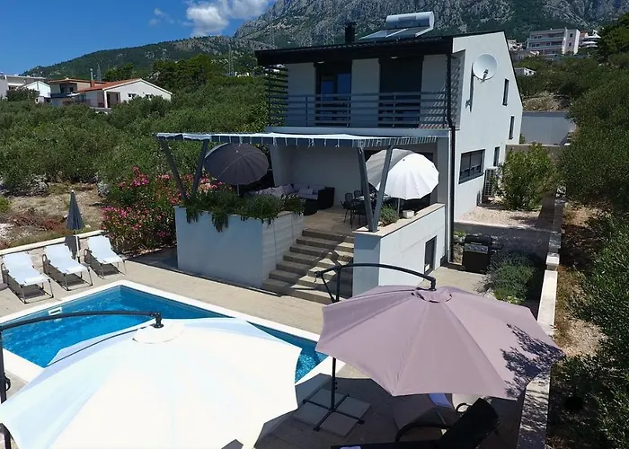 Villa Oaza