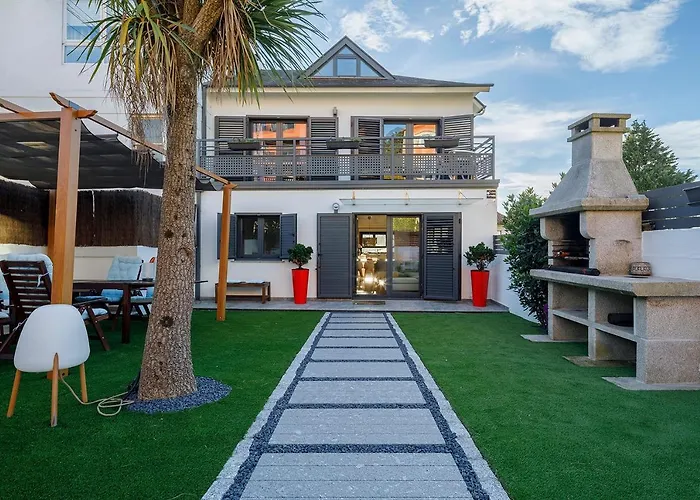 Casa De Ensueno En El Castro De Vigo Y Centrica By Prishomes