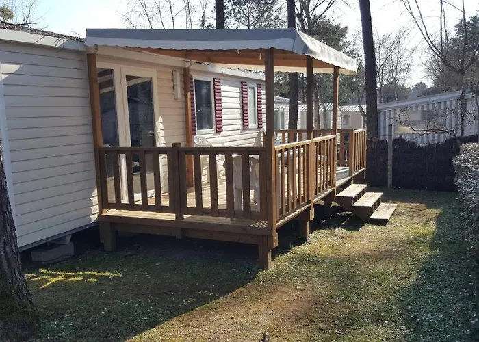 Hôtel accueillant les animaux: Mh 149 4 Pers Camping Bois Dormant Confort Et Detente