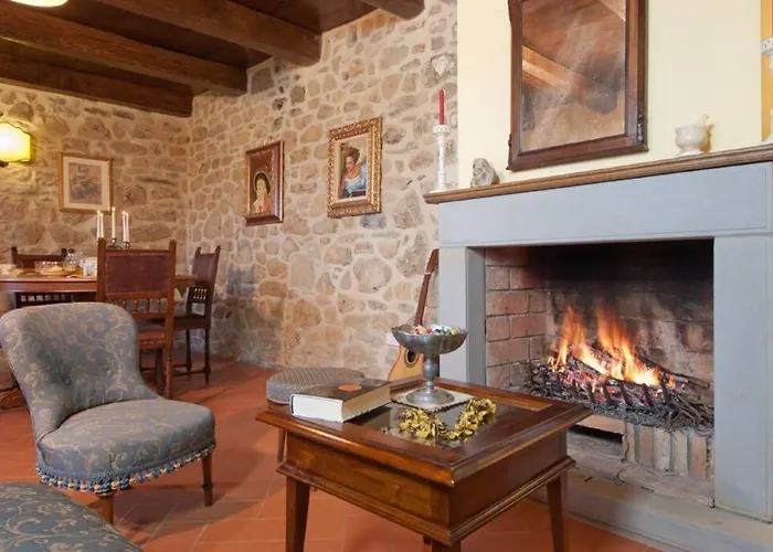 Villa Liz Tuscany, Private Pool, Hot Tub, Property Fenced, Pets Allowed