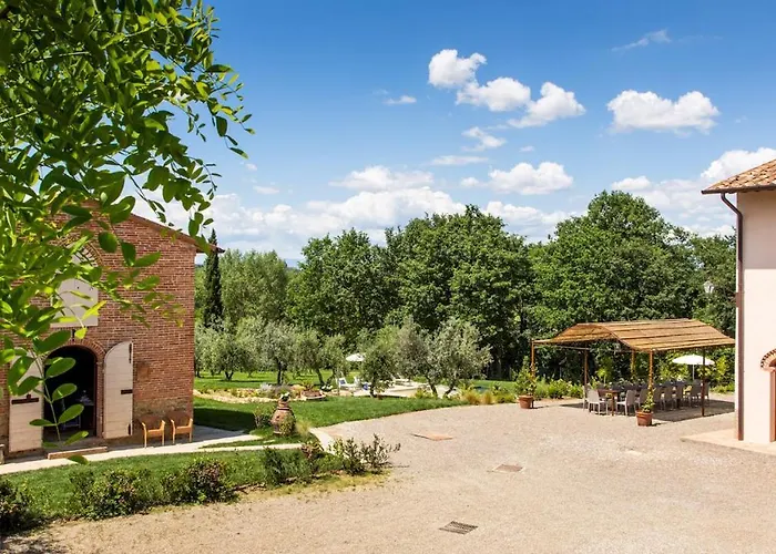 DIMORA SAN GERMANO 14, Emma Villas