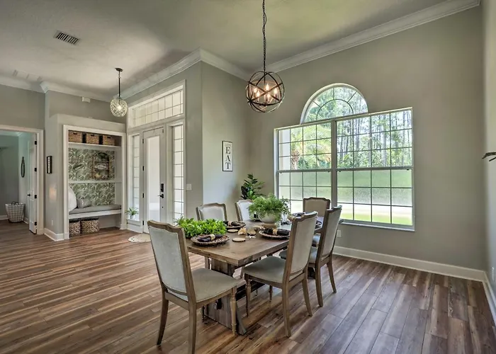 Upscale Palm Coast Home W/ Pool: 7 Mi To Beaches!