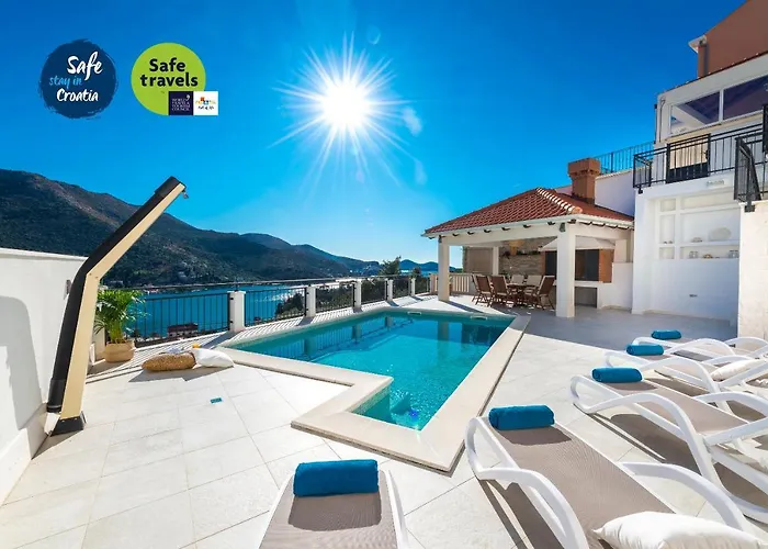 Villa Nila - Private Pool And Sea View