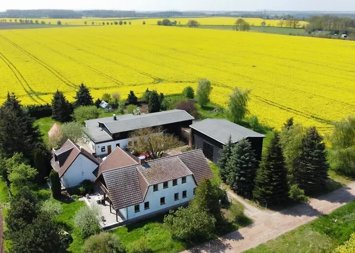 Ein Bett im Kornfeld - Haus Weitblick - mit Innenpool