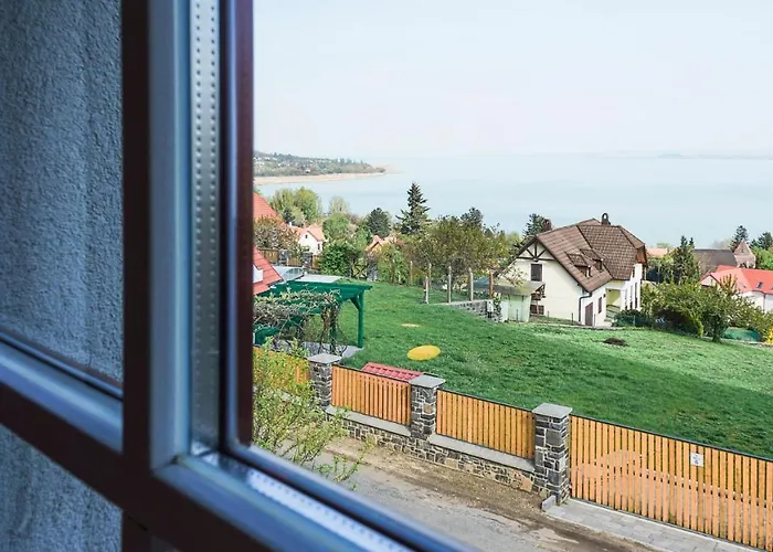 Riza Villa