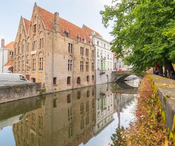 Canal View Ter Brughe By Cw Collection