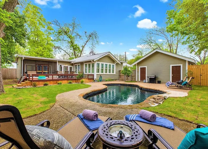 Heart Of Fredericksburg W/Pool,Hot-Tub&Grill