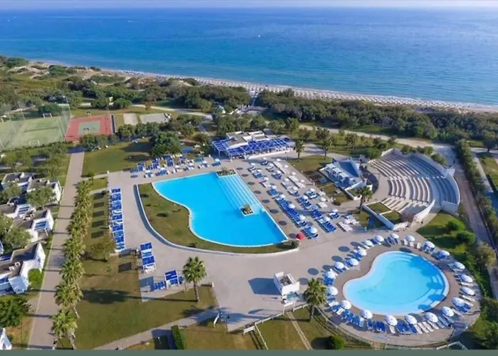 Hotel Ping Pong: Salento Villaggio Turistico Residenza Torre Rinalda