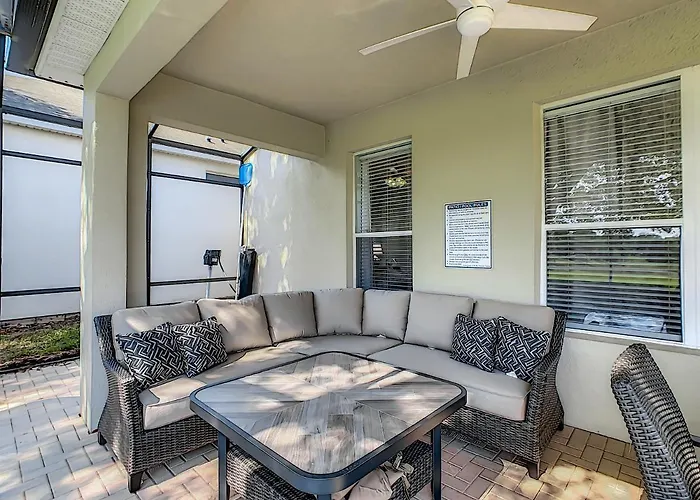Luxury Family Villa • Pool + Hot Tub • Close To Disney