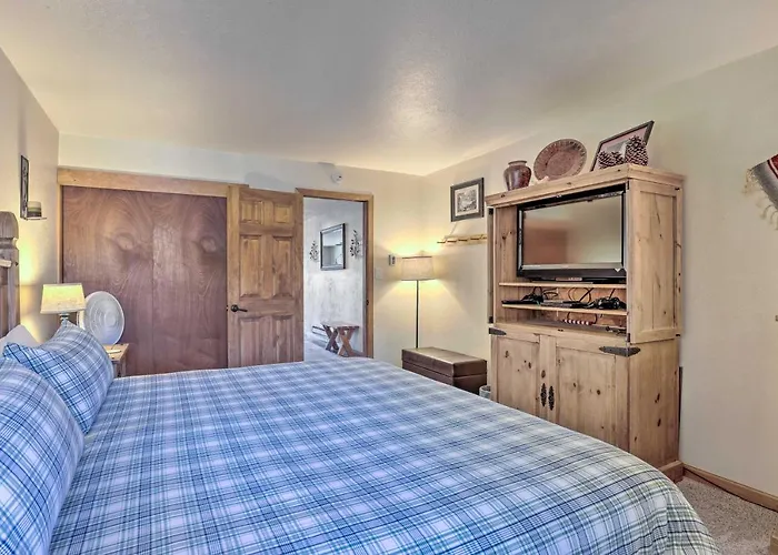 8 Mi To Keystone Resort: Dillion Condo W/ Hot Tub!