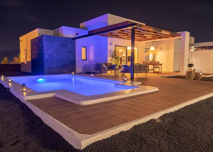 Villa Arai By Villalia