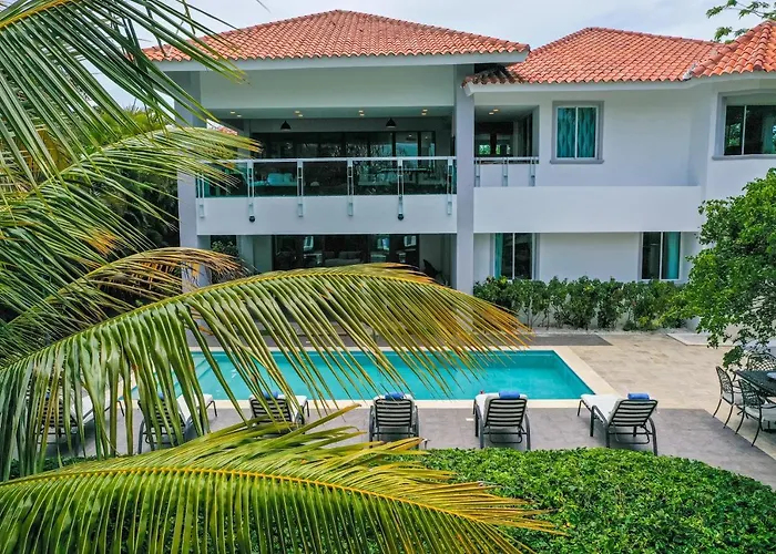 Exclusive Punta Cana Resort And Club Pool Villas