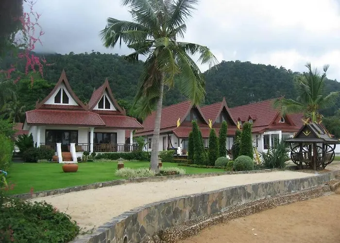 Lotus 2 Bedroom Beachfront Villa With Private Pool