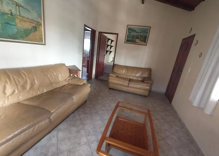 Alojamento com o café da manhã Apenas: Granada Park Hotel