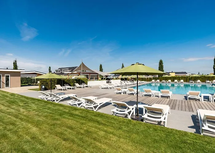 Holiday Home Green Resort Mooi Bemelen-1 By Interhome