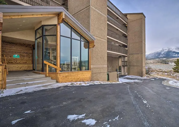 7 Mi To Keystone Resort: Condo W/ Hot Tub & Pool