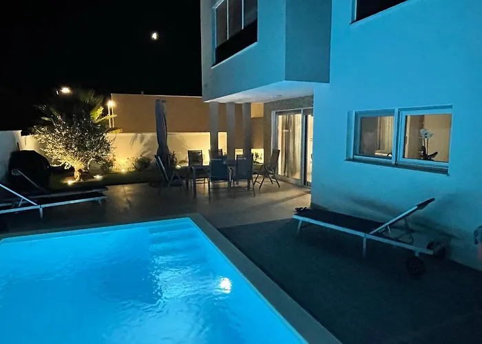 Villa DEA - Dein Rückzugsort am Meer mit beheiztem Pool